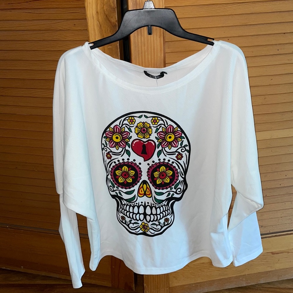 Skull Off the Shoulder Top